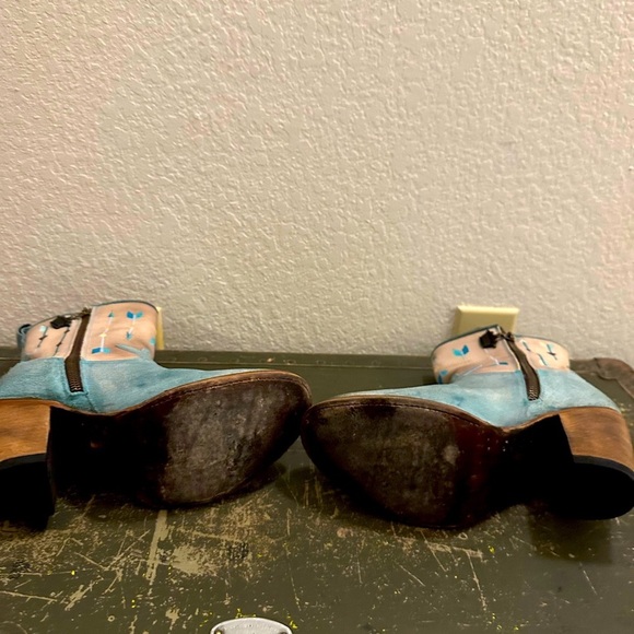 Junk Gypsy by Lane Shoes Junk Gypsy Wanderlust Turquoise Beige